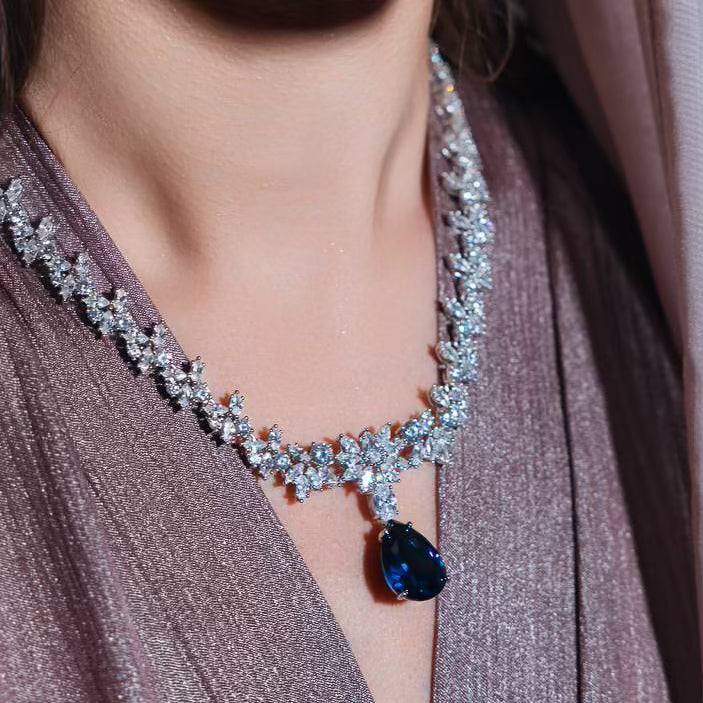 Omnia Vanya Blue Necklace & Earrings Set in 925 Silver with Pear-Cut High-Quality Simulated Diamonds - OMNIASTORES UAE