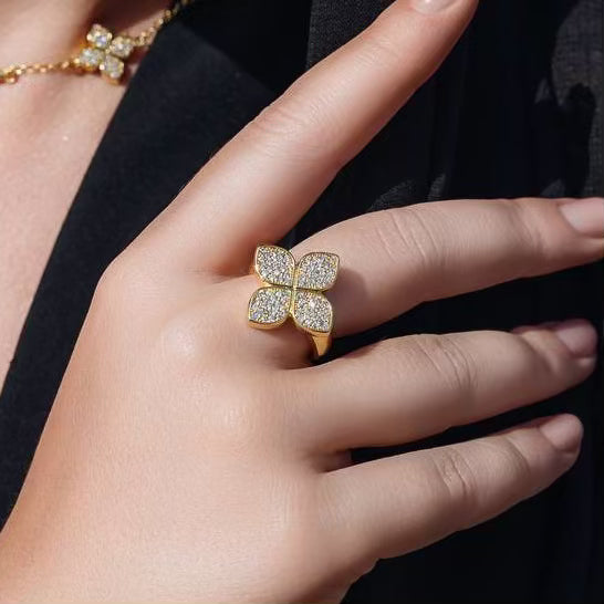 Omnia Golden Clove Long Chain Set with High-Quality Simulated Diamonds Gold Plated - OMNIASTORES UAE