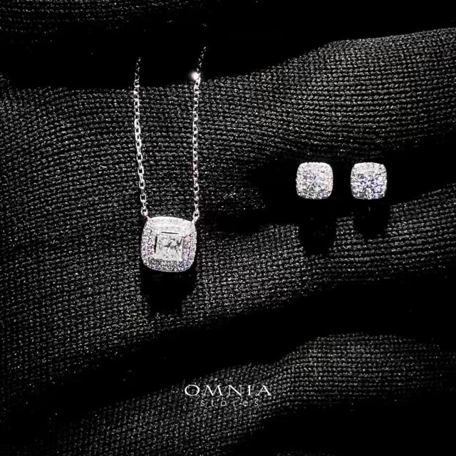 Omnia Zahra White Set in 92.5 Silver with High-Quality Iced Cut Stone - OMNIASTORES UAE