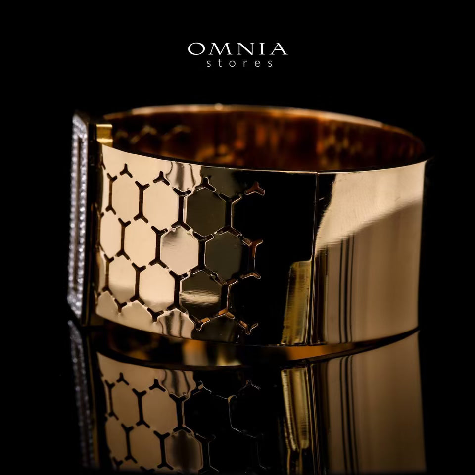 Omnia Arwa Gold-Plated Copper Bangle with High-Quality Simulated Diamonds - OMNIASTORES UAE