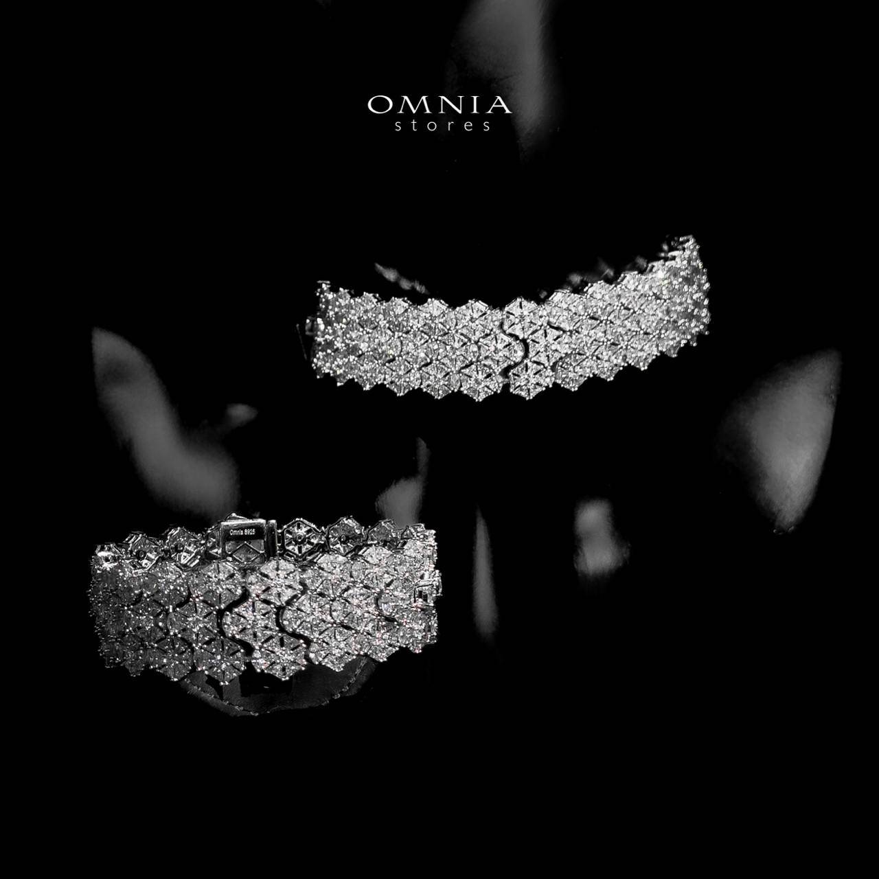 Omnia Saima Silver Set in 925 Silver with High-Quality Simulated Diamonds - OMNIASTORES UAE