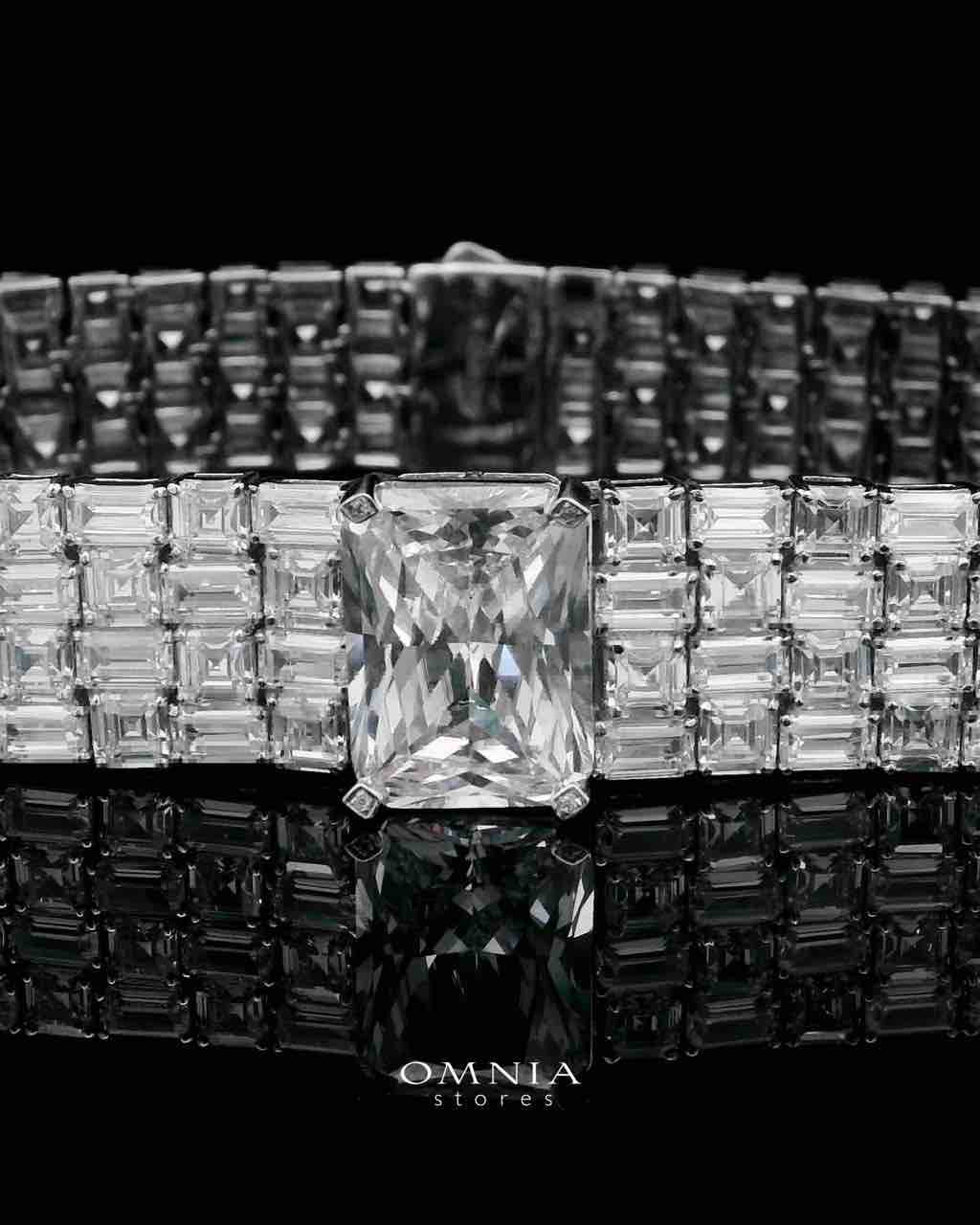 Omnia Zeina Silver Set in 925 Silver with High-Quality Simulated Diamonds