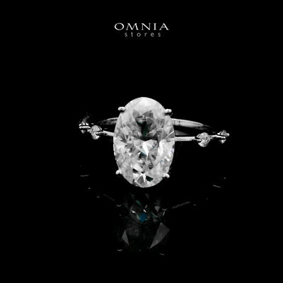Omnia Ghina White Ring 92.5 Silver Certified in High Quality Moissanite Stone