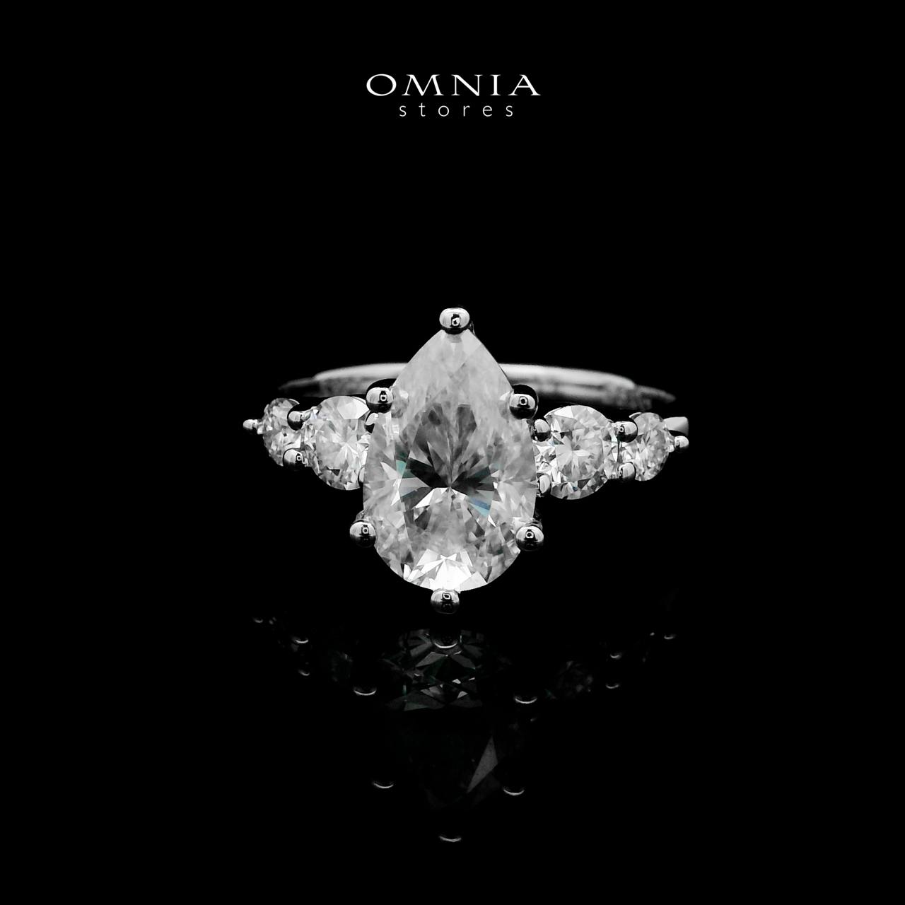 Omnia Hakima White Ring 92.5 Silver Certified in High Quality Moissanite Stone - OMNIASTORES UAE