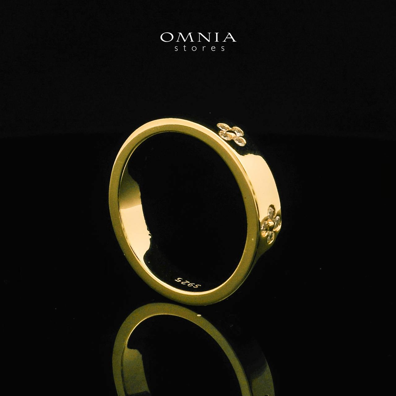 Omnia Hasna White Golden Ring 92.5 Silver Certified in High Quality Moissanite Stone - OMNIASTORES UAE