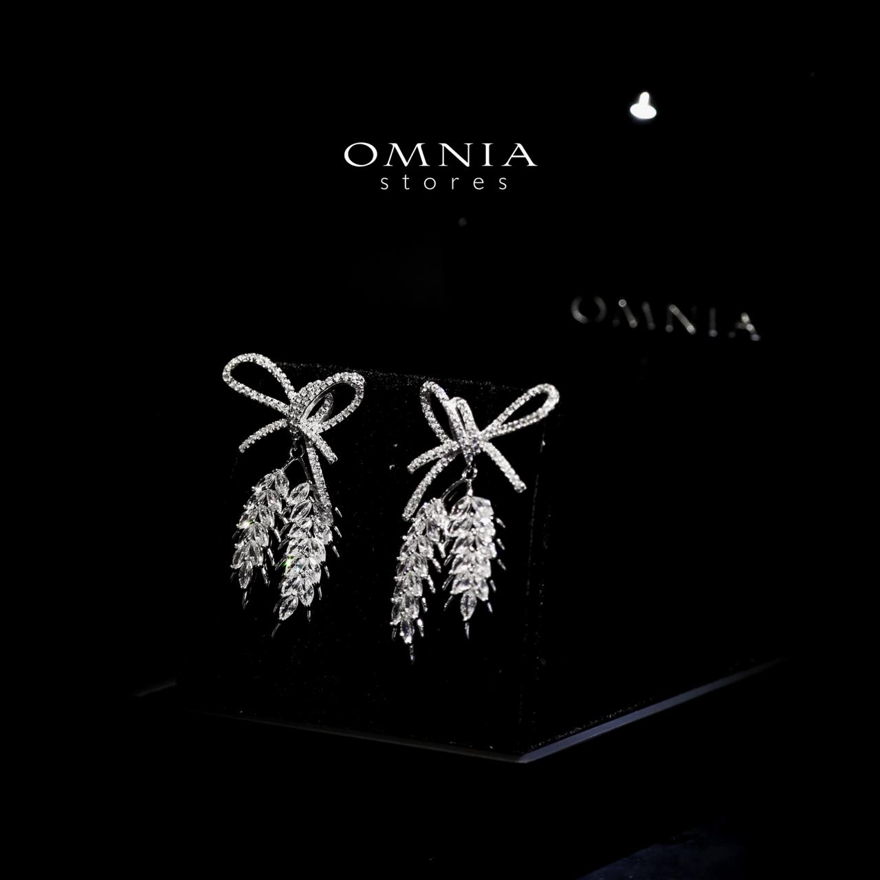 Omnia Majida Leaf Drop Earrings in 925 Silver With High Quality Moissanite Stone - OMNIASTORES UAE