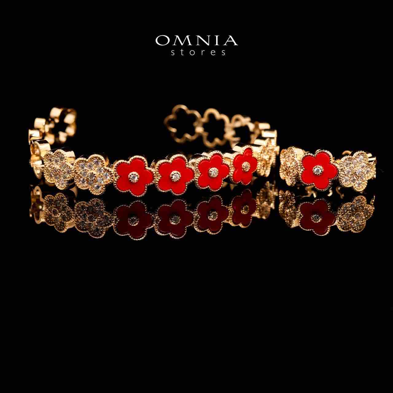 Omnia Golden Cuff With Bracelet and Ring with Red Star Shaped In Rhodium Plated - OMNIASTORES UAE