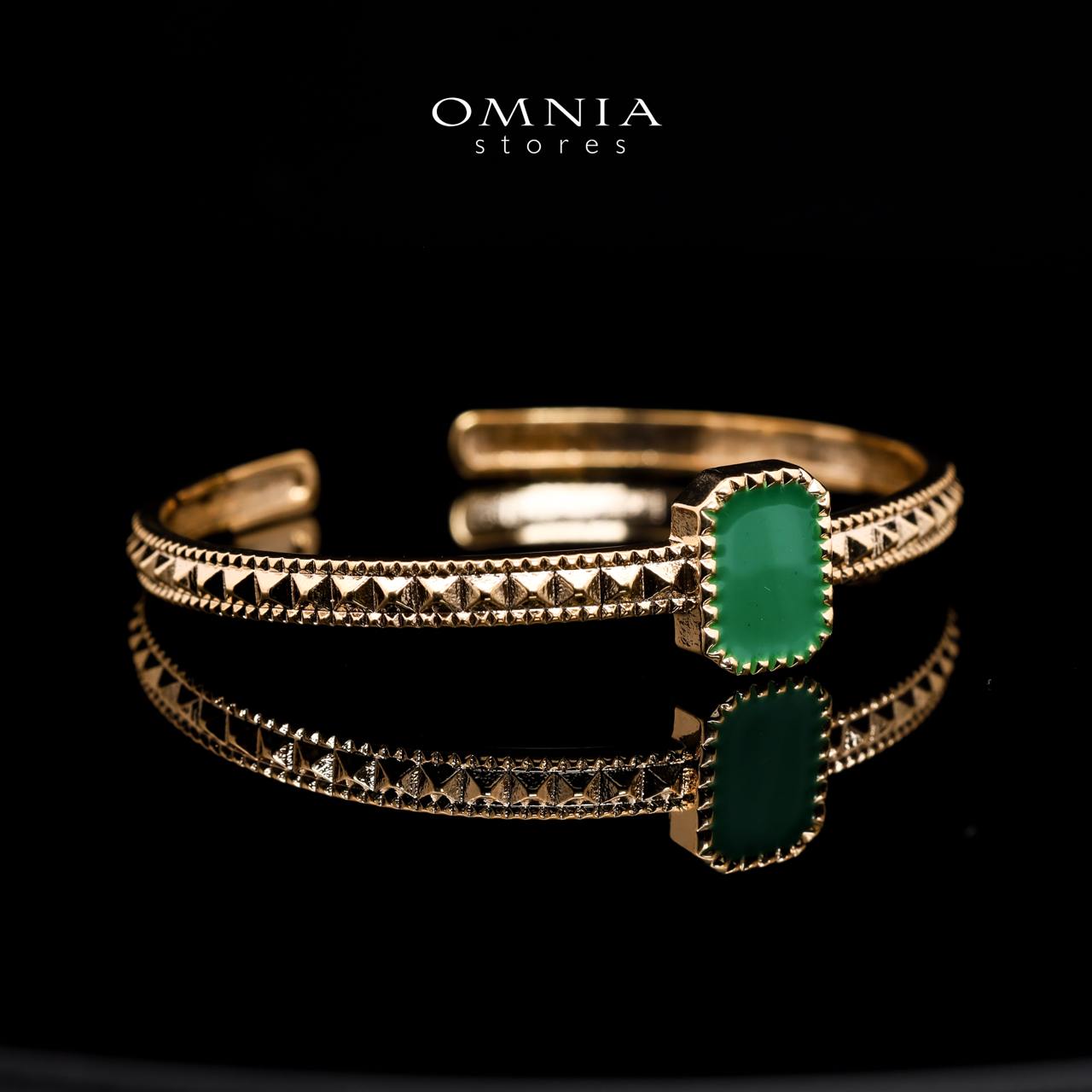 Omnia Golden Cuff With Bracelet and Ring with Green Square In Rhodium Plated