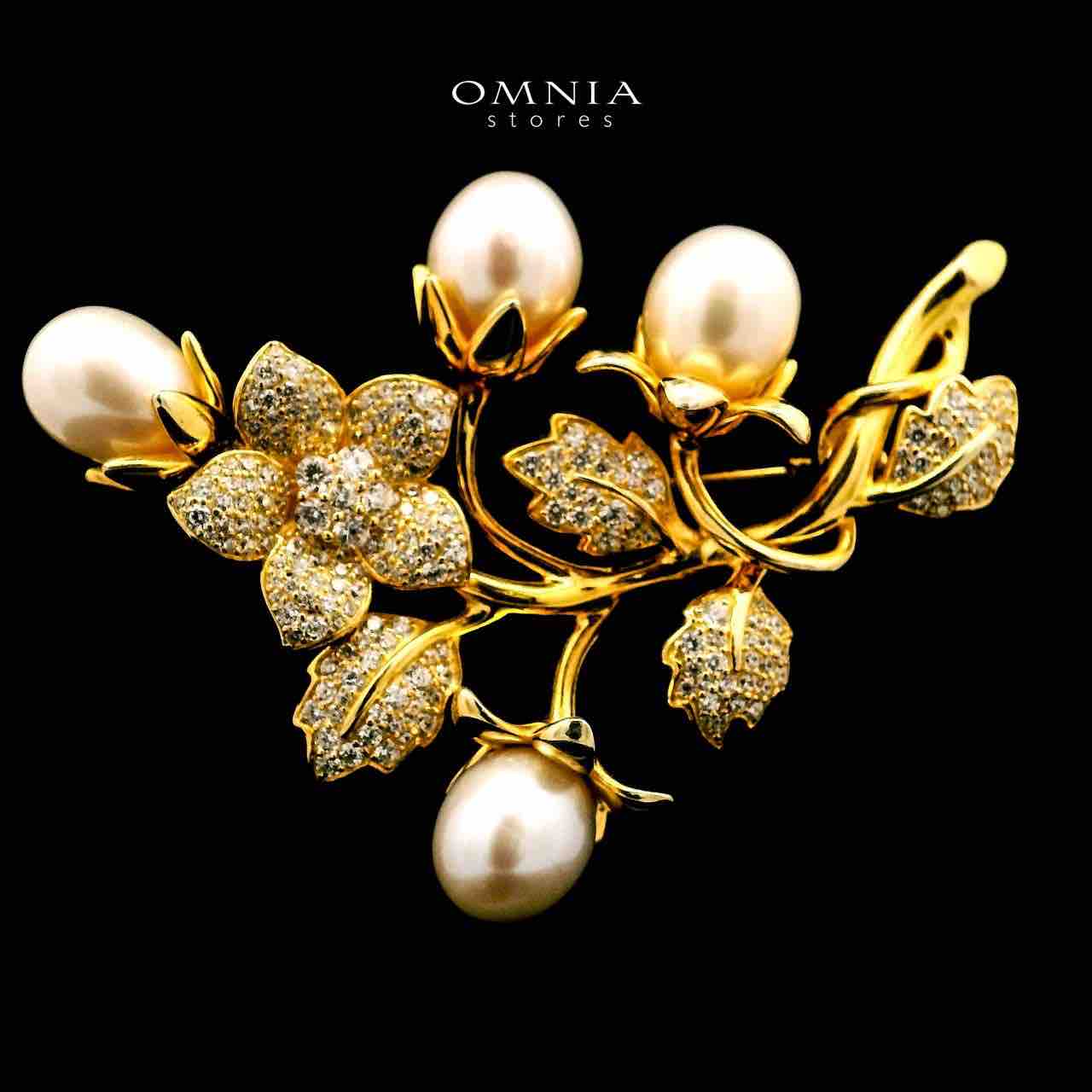 Omnia Parya Flower Golden Brooch in 925 Silver with High Quality Simulated Diamonds - OMNIASTORES UAE