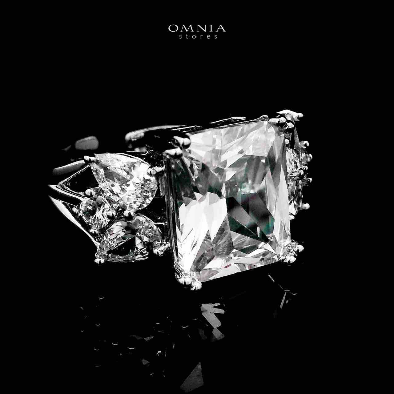 Omnia Amelia White Bridal Full Set in High Quality Simulated Diamonds - OMNIASTORES UAE