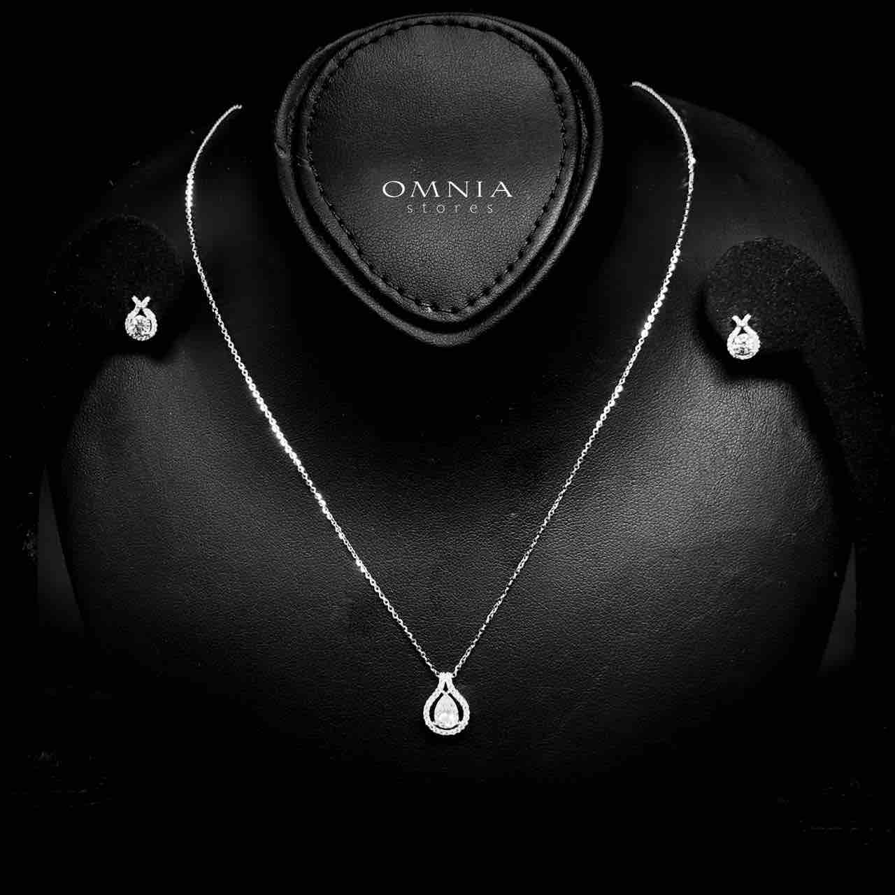 Omnia Shaqraa Silver Necklace and Earrings Set in 925 Silver with High-Quality White Ice Cut Stones - OMNIASTORES UAE