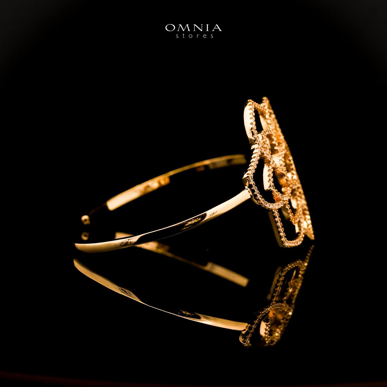 Omnia Qamarina Golden Flower Design Bangle With Rhodium Plated In High Quality Zircon Stone - OMNIASTORES UAE