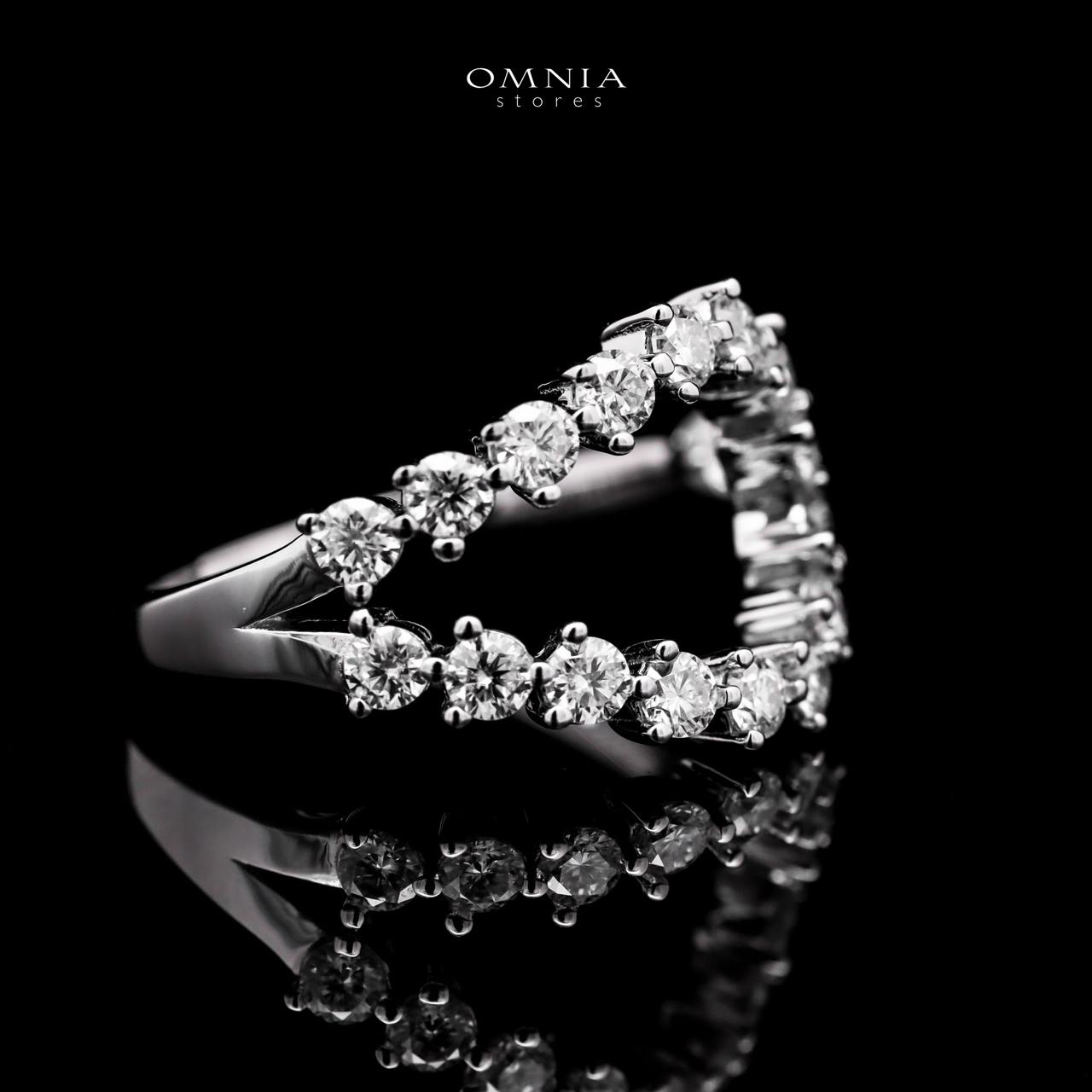 Omnia Solara White Ring 925 Silver in High Quality White Moissanite Stone - OMNIASTORES UAE