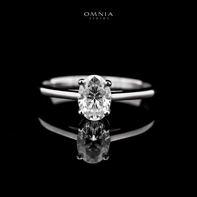 Omnia Veloura Classic Design Silver Ring 925 Silver in GRA Certified High Quality White Moissanite Stone