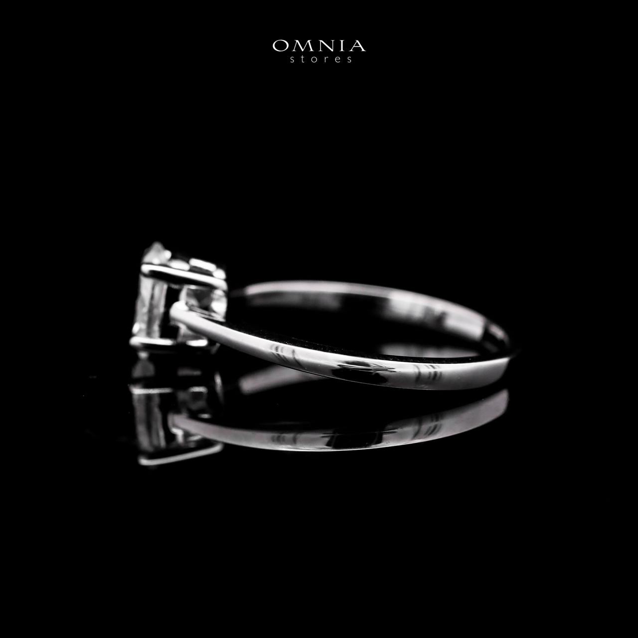 Omnia Veloura Classic Design Silver Ring 925 Silver in GRA Certified High Quality White Moissanite Stone - OMNIASTORES UAE
