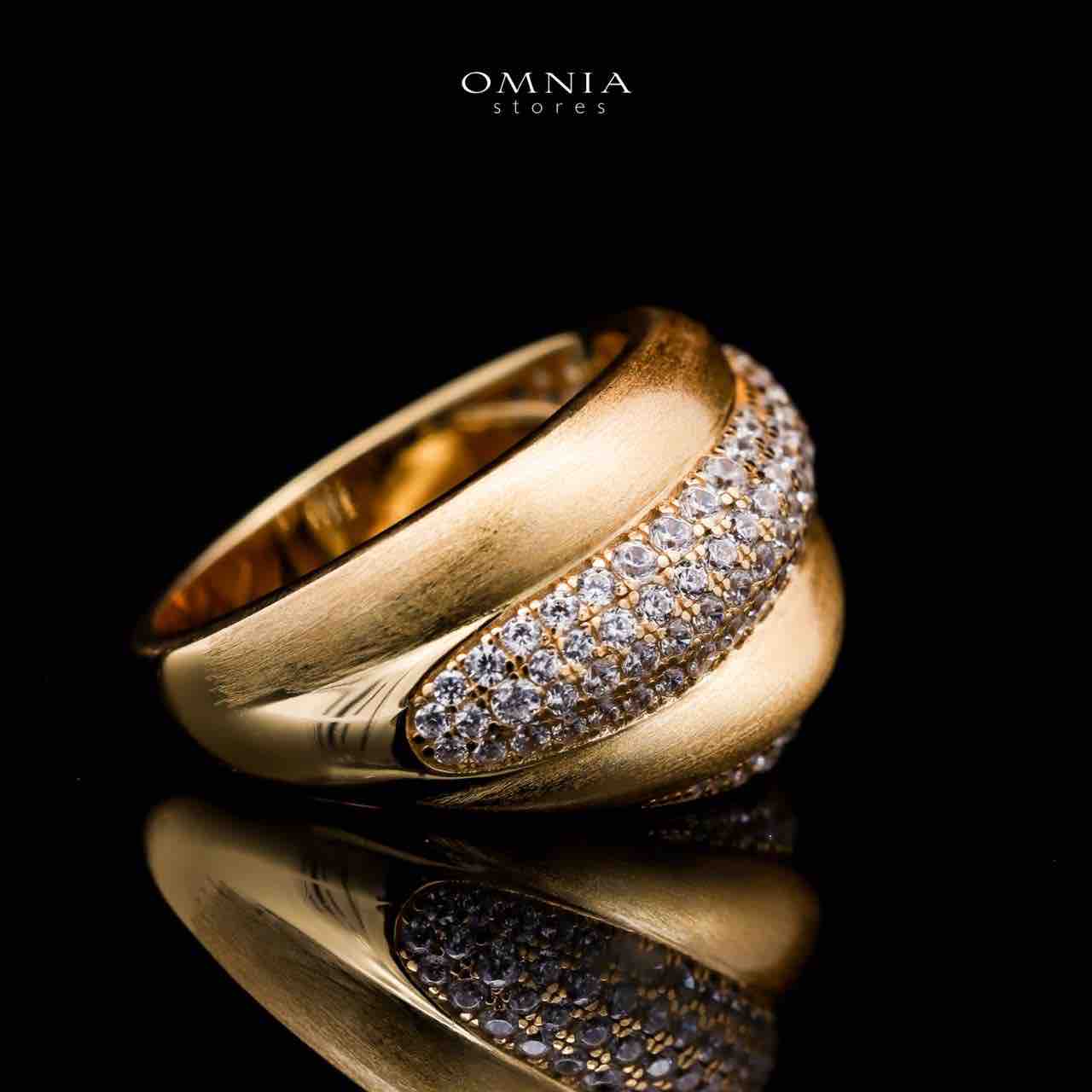 Omnia Haifaa Golden Ring in 925 Silver with High-Quality White Simulated Diamonds - OMNIASTORES UAE