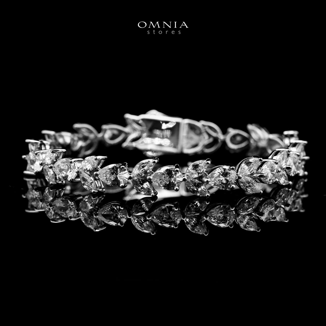 Omnia Farhah Silver Bracelet in 925 Silver with High-Quality White Simulated Diamonds - OMNIASTORES UAE