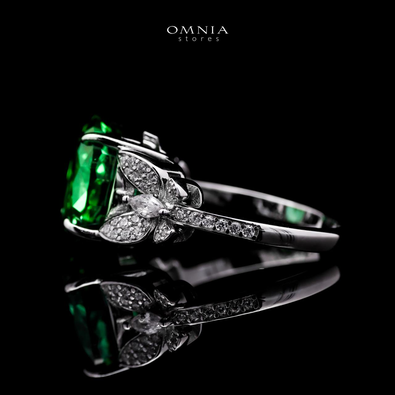 Omnia Maysun Ring In 925 Silver High Quality Green Simulated Diamonds - OMNIASTORES UAE
