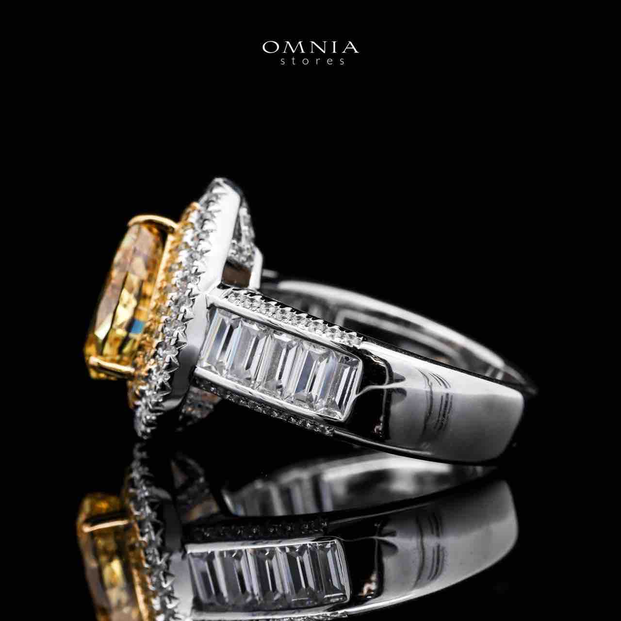 Omnia Anood Ring 2.00 Carat in 925 Silver High Quality Simulated Diamonds