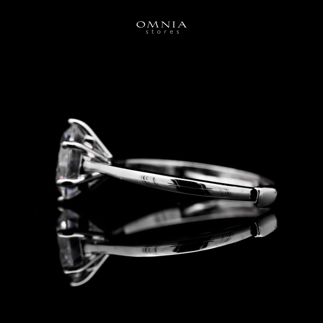 Omnia Omaira Classic Ring in 92.5 Silver with High Quality Iced Cut Stone - OMNIASTORES UAE