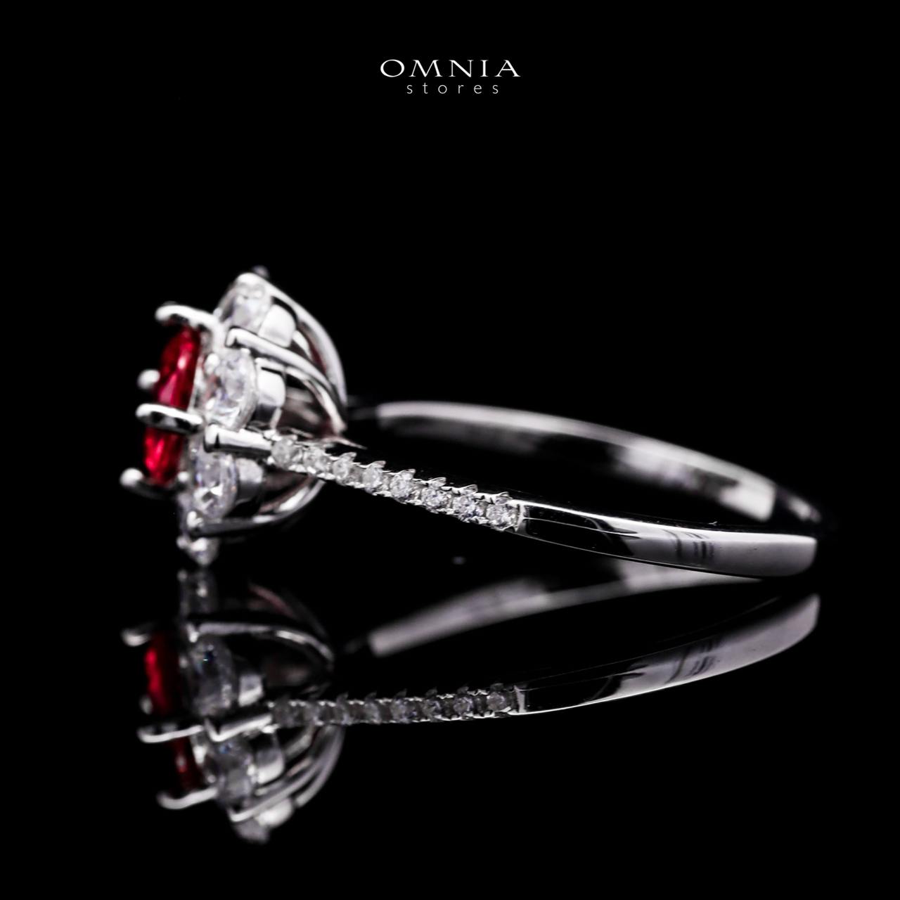 Omnia Mashael Flower Cut Ring in 92.5 Silver with High Quality Simulated Diamonds - OMNIASTORES UAE
