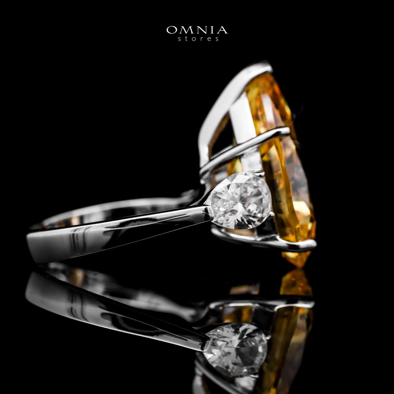Omnia Carima Light Yellow Ring 2.00 Carat in 925 Silver High Quality Simulated Diamonds - OMNIASTORES UAE