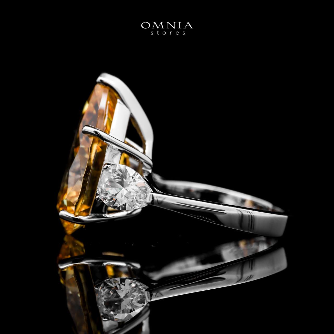 Omnia Carima Light Yellow Ring 2.00 Carat in 925 Silver High Quality Simulated Diamonds - OMNIASTORES UAE