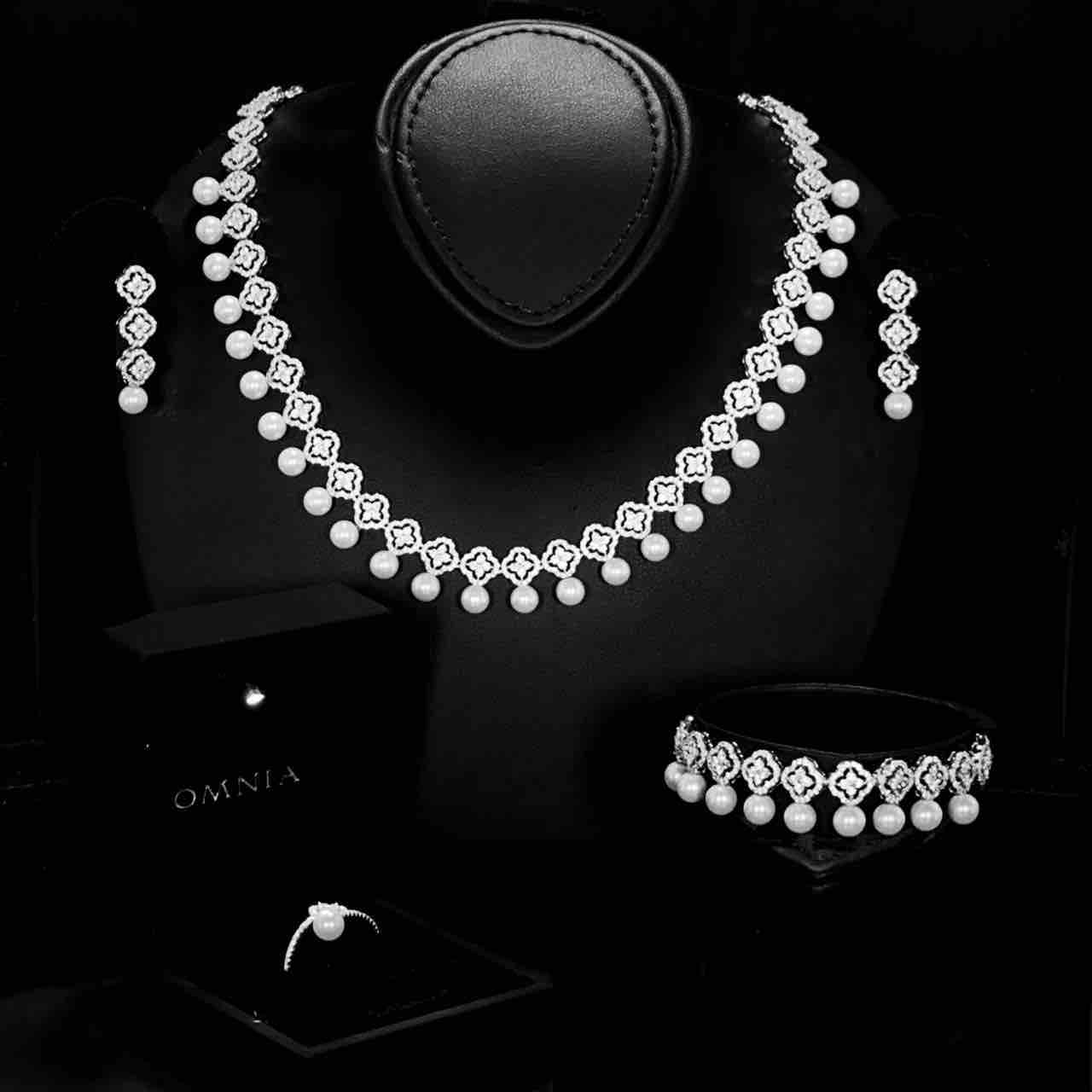 Omnia Sahira Pearl Bridal Full Set in 925 Silver with High-Quality White Zircon Stones - OMNIASTORES UAE