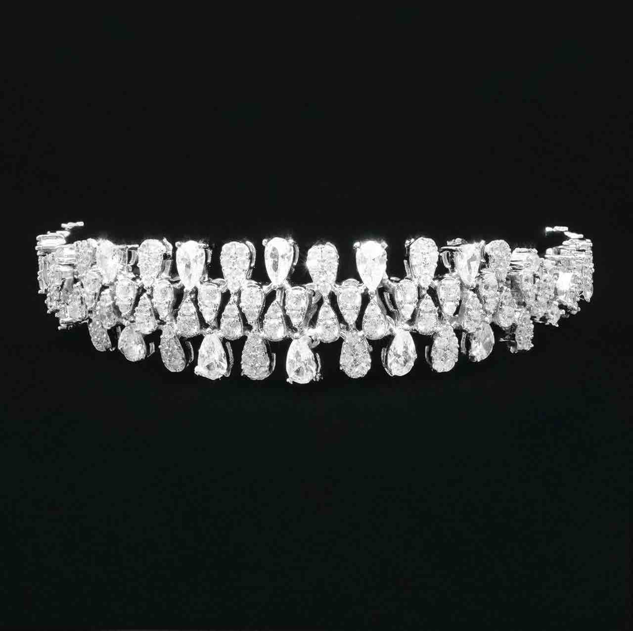 Omnia Nazeera White Bridal Full Set in High Quality Zircon Stone Rhodium Plated - OMNIASTORES UAE