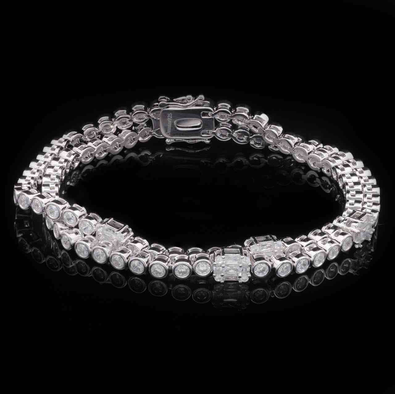 Omnia Fayza White Bracelet in 925 Silver with High Quality Simulated Diamonds - OMNIASTORES UAE