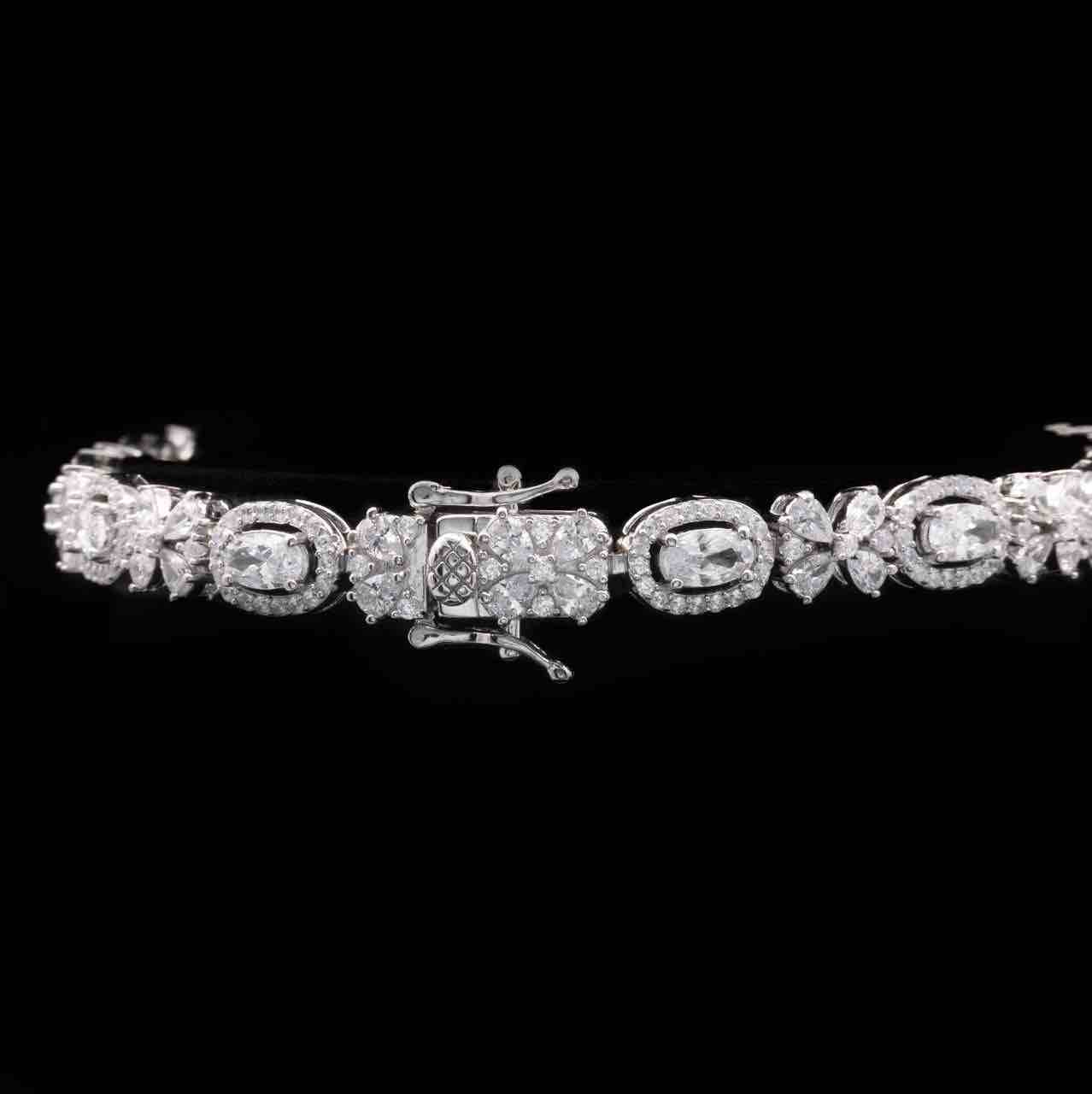Omnia Zuhra White Bracelet in 925 Silver with High Quality Simulated Diamonds - OMNIASTORES UAE