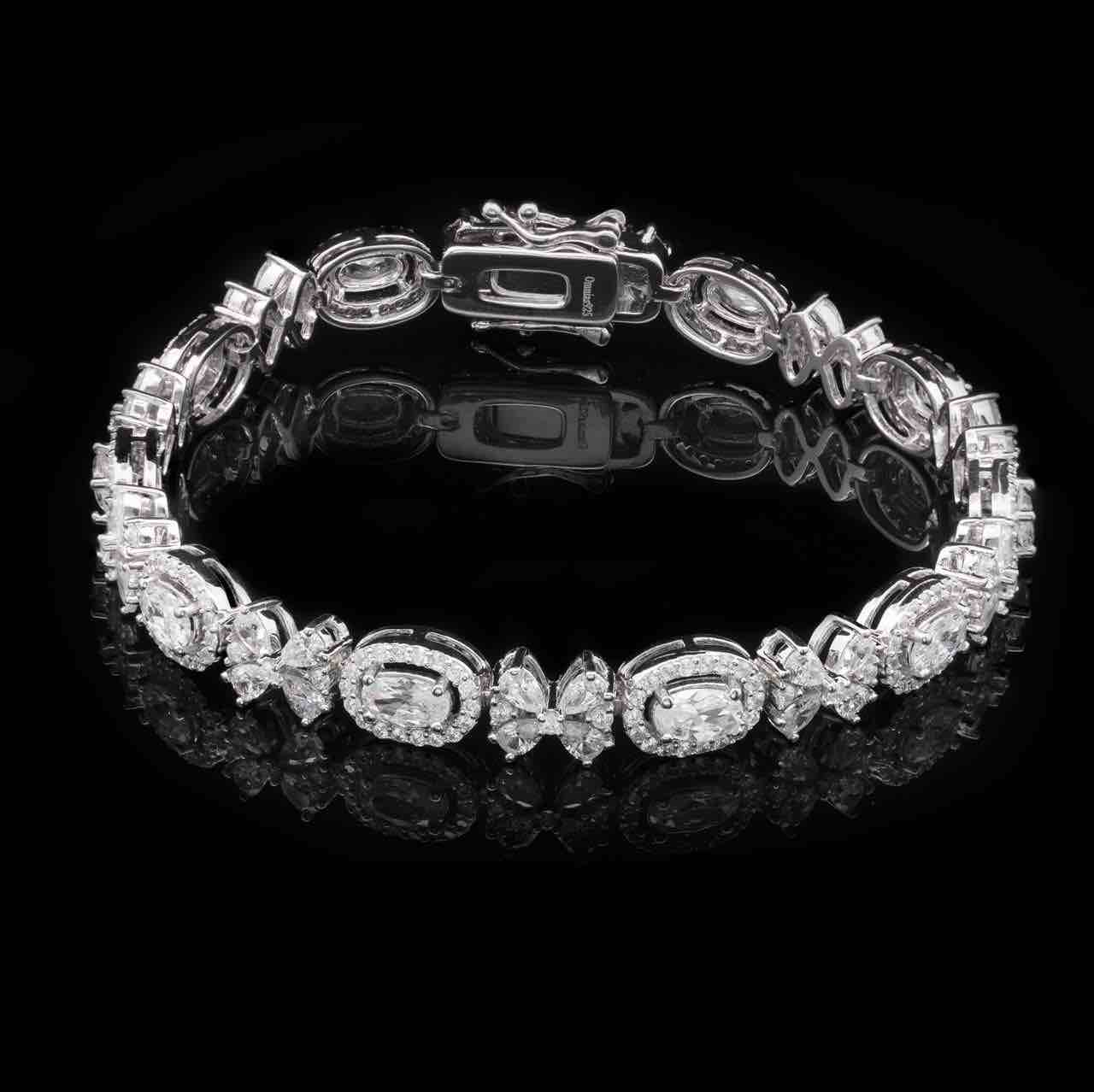 Omnia Zuhra White Bracelet in 925 Silver with High Quality Simulated Diamonds - OMNIASTORES UAE