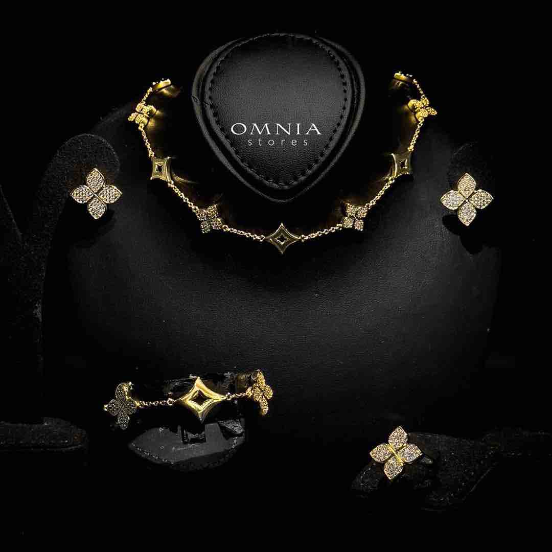 Omnia Golden Clove Choker Full Set with High-Quality Simulated Diamonds Gold Plated - OMNIASTORES UAE