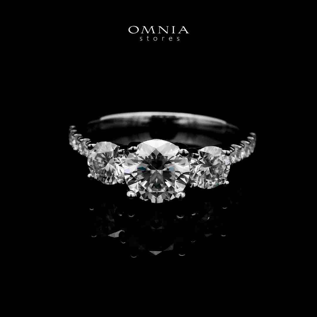 Firdaous White Round Cut Ring GRA Certified in High Quality 925 Silver 6.5mm 1ct - OMNIASTORES UAE