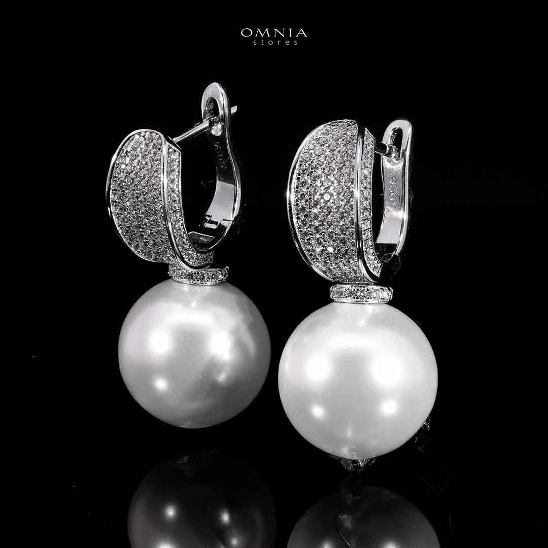 Warda White Pearl Stud Earrings In 925 Silver High Quality Simulated Diamonds