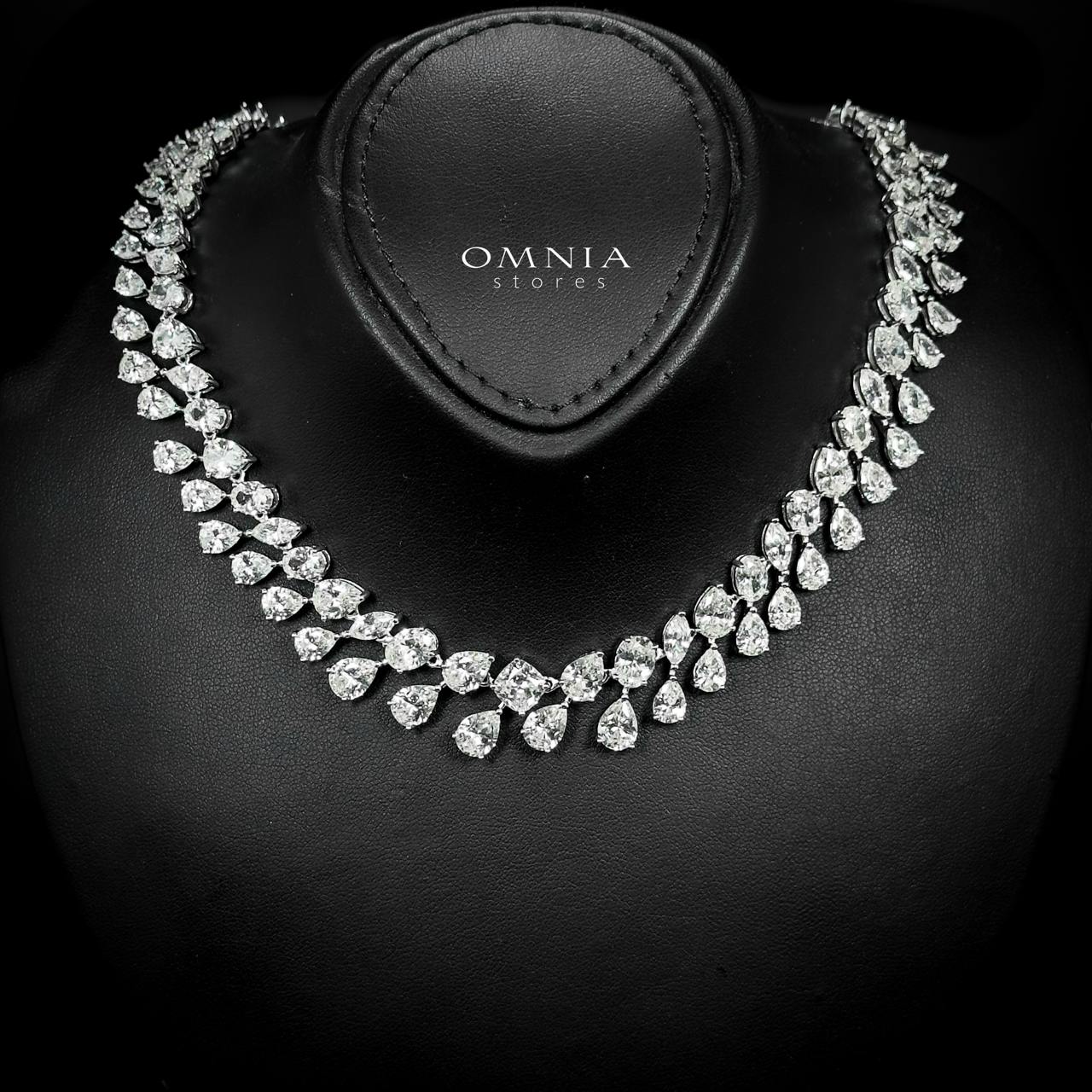 Omnia Azeen White Necklace, Bracelet and RIng Set in 925 Silver High Quality Simulated diamonds