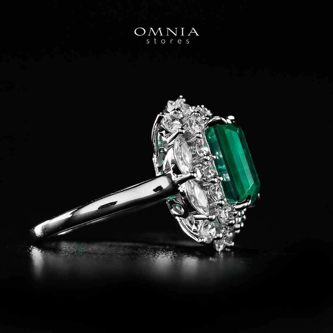 Omnia Nusayba Green and White Silver Ring In 925 Silver High Quality Certified Lab Crafted Stones