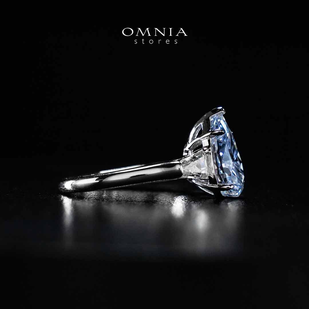 Omnia Jumanah Blue and White Silver Ring In 925 Silver High Quality Lab Crafted Stones