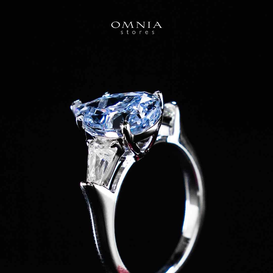 Omnia Jumanah Blue and White Silver Ring In 925 Silver High Quality Lab Crafted Stones