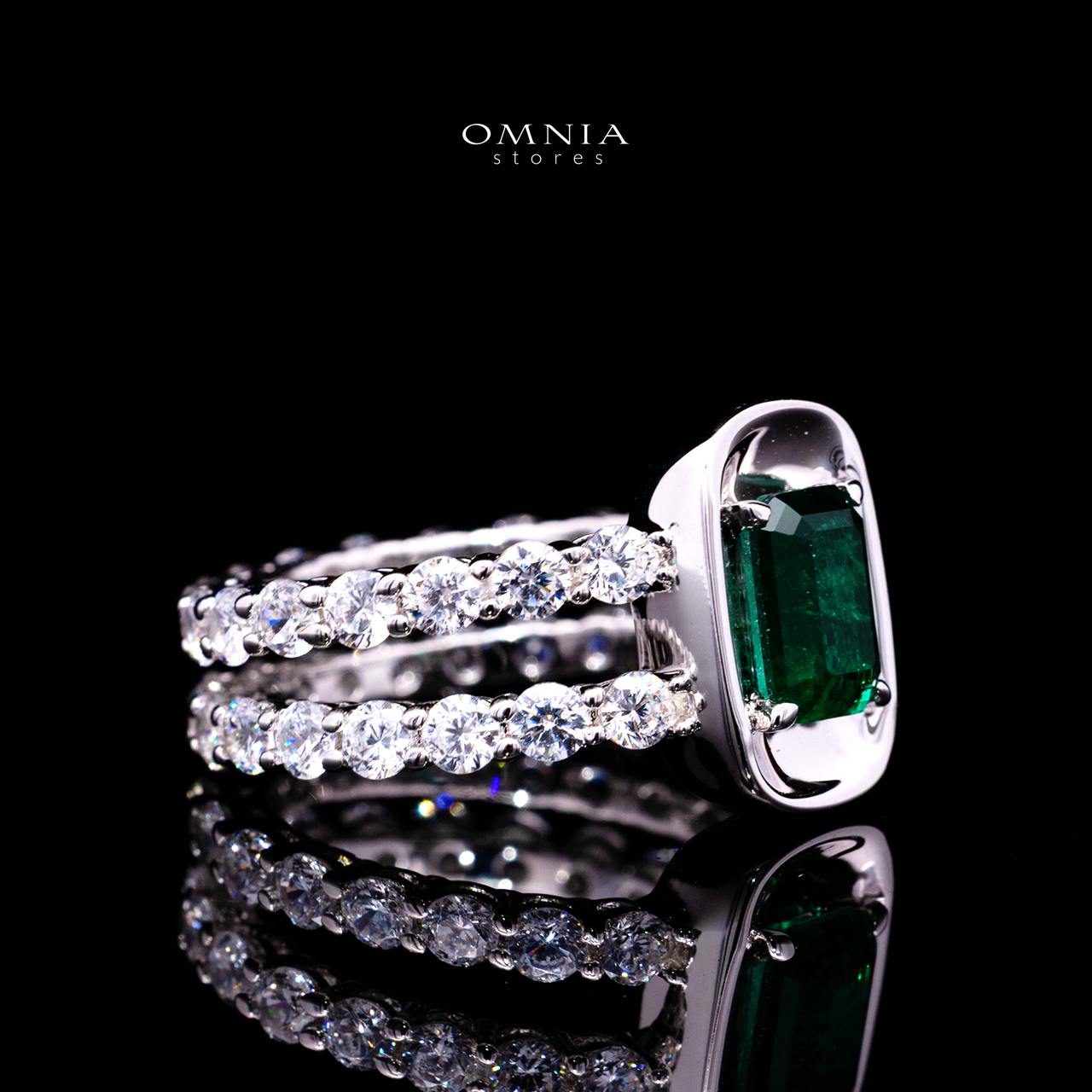 Kamili Green Ring with Certified High-Quality Premium Simulated Diamonds in 925 Sterling Silver