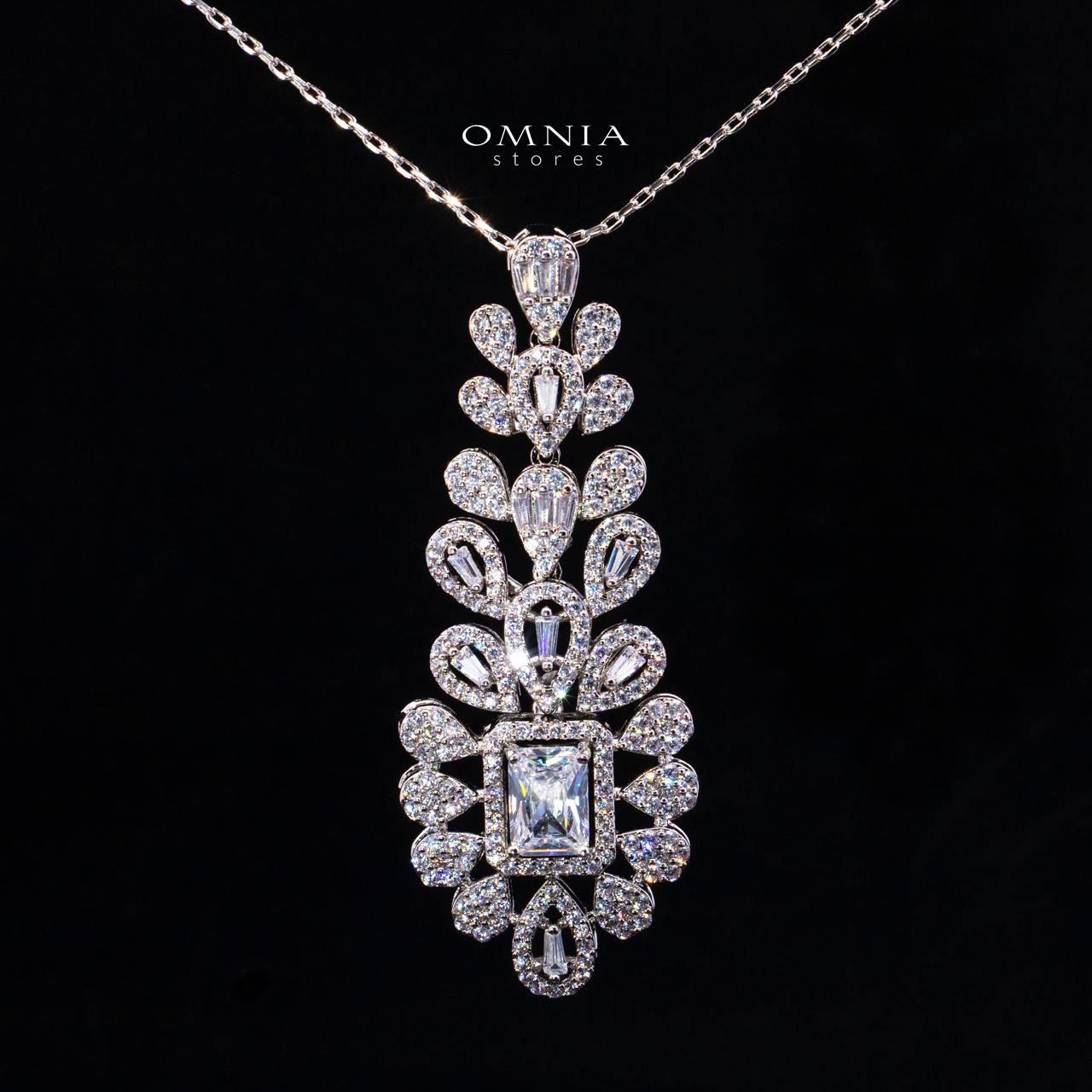 Vasima White Luxury Jewelry Set – Necklace, Earrings & Ring with High-Quality Simulated Diamonds and Rhodium Plating
