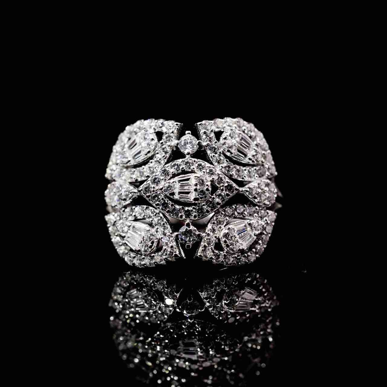 Omnia Hamida White Bridal Full Set in 925 Silver High Quality Simulated Diamonds