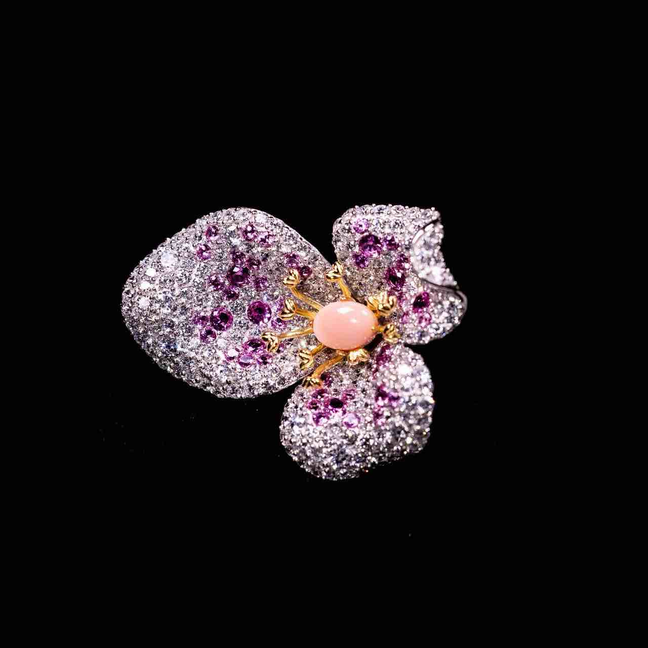 Omnia Musheera Pink Coral Flower Silver brooch in 925 Silver High Quality Pink Simulated Diamonds Stones