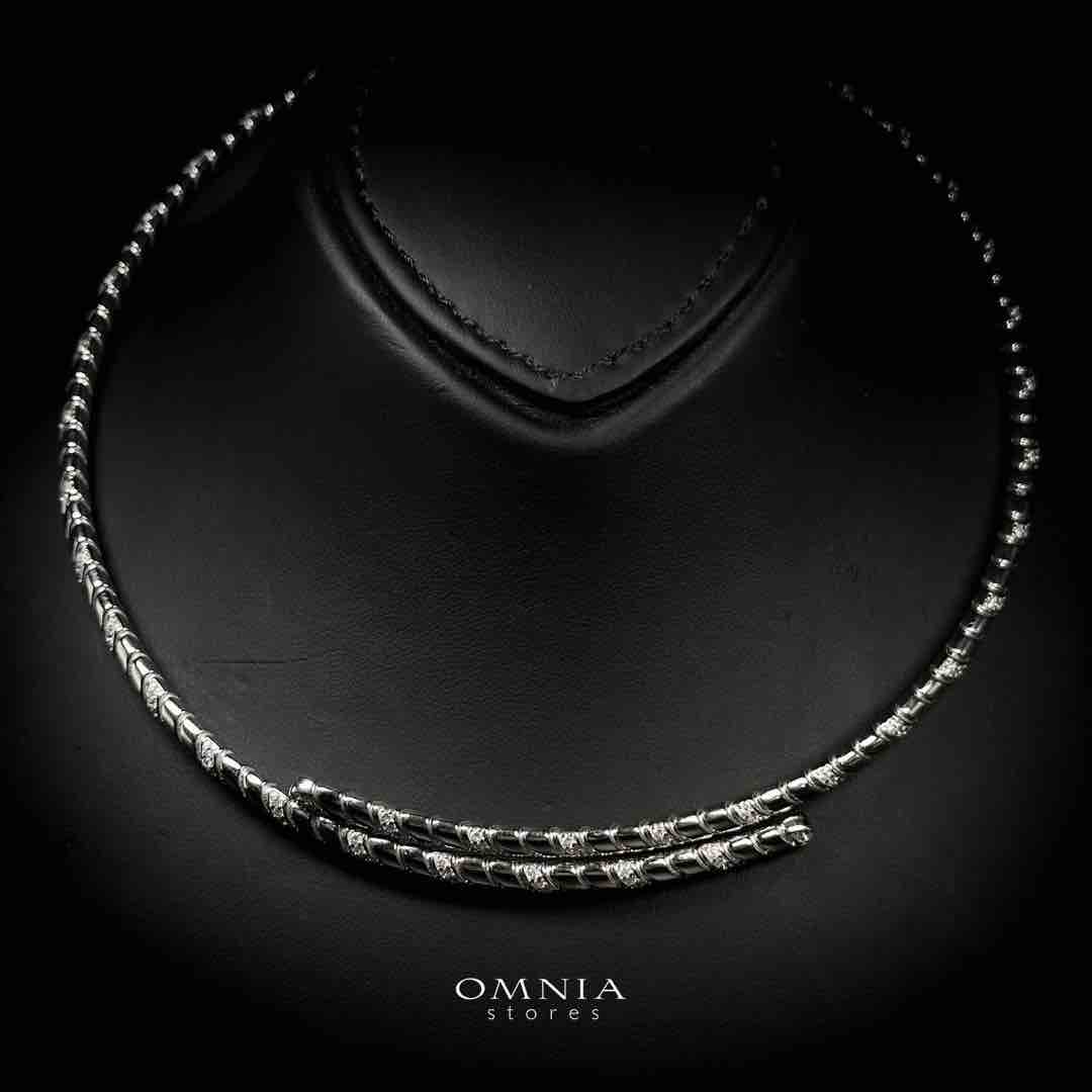 Omnia Shiza Silver Necklace with Chevron Design in 925 Silver and High-Quality Simulated Diamonds - OMNIASTORES UAE
