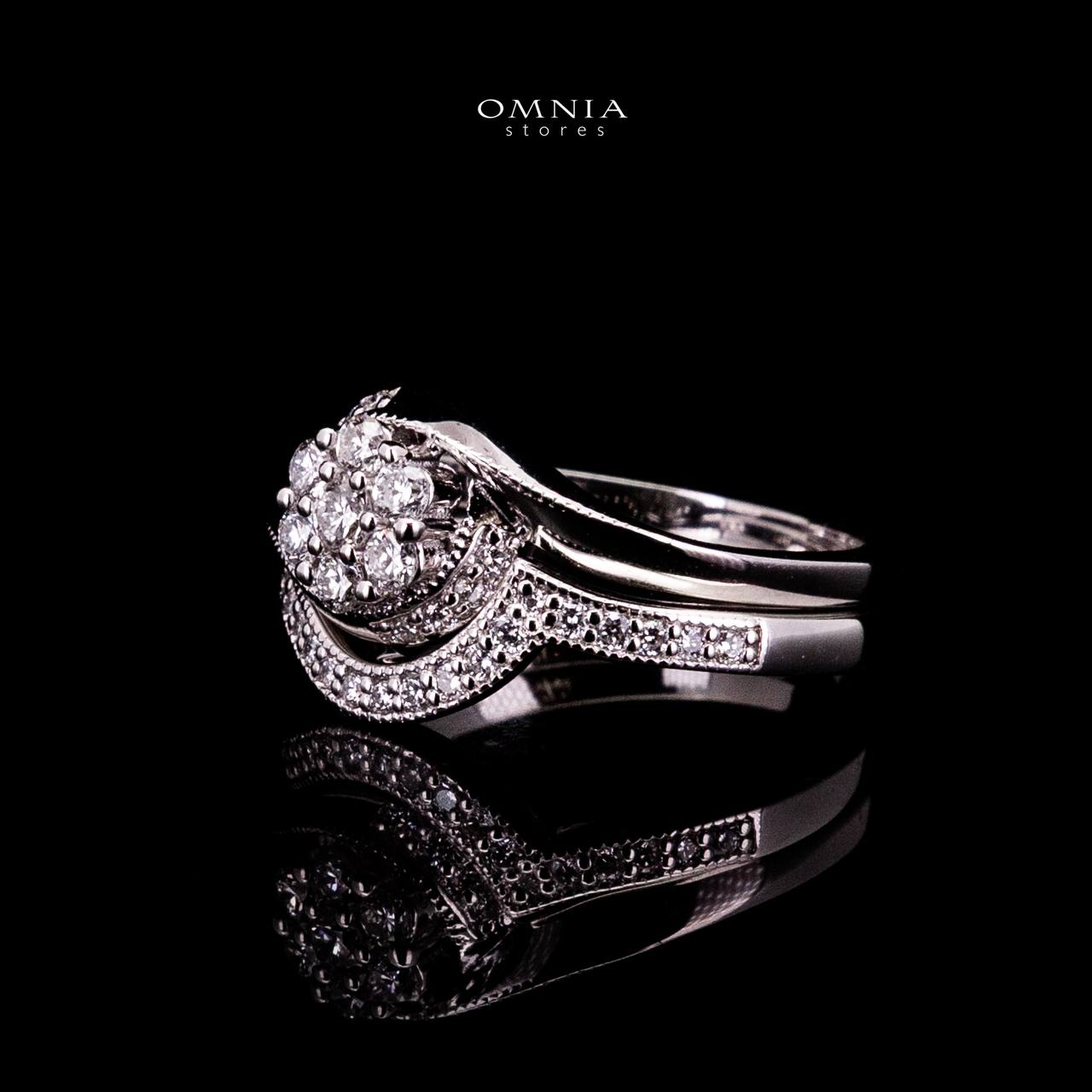 Omnia Sariya White Silver Ring 925 Silver in High Quality Lab Grown Stones