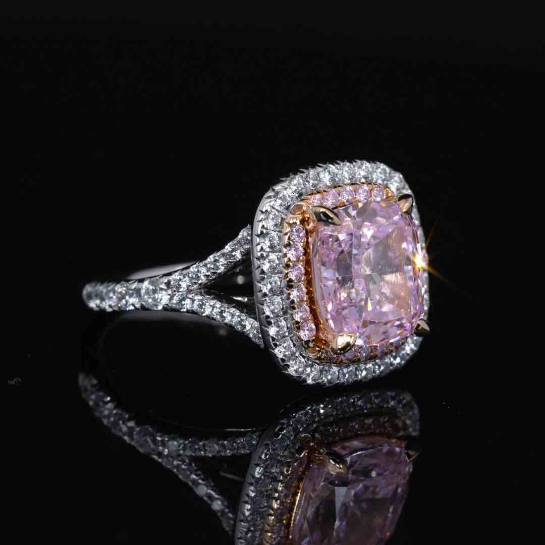 Omnia Zaina White and Pink Cushion Cut Ring With High Quality Certified Lab Crafted Stones In 925 Silver