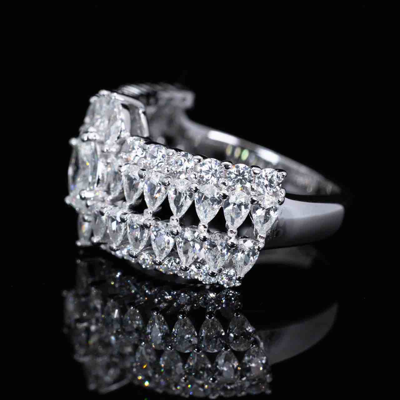 Omnia Rasha White Ring With High Quality Simulated Diamonds In 925 Silver