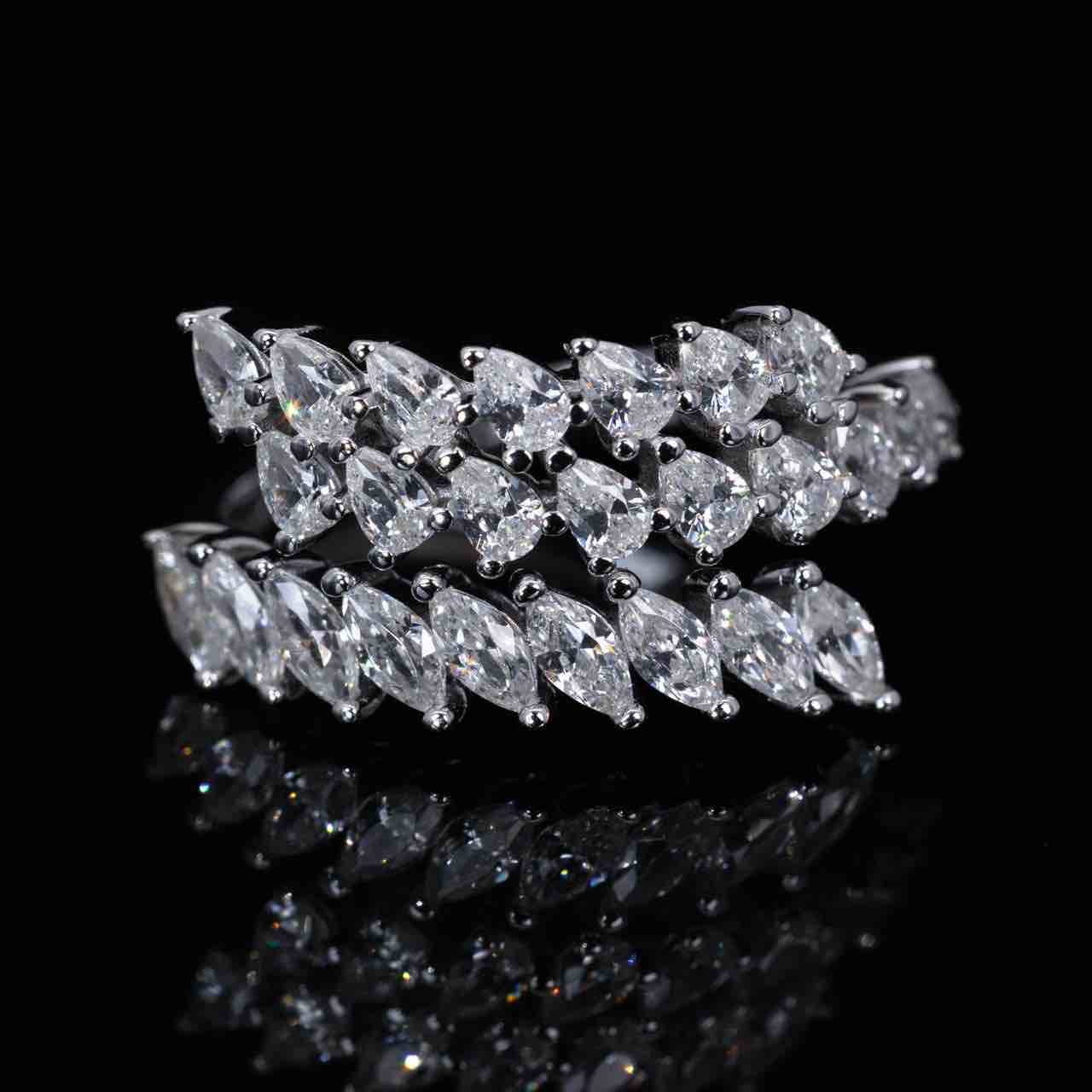 Omnia Ela White Ring With High Quality Simulated Diamonds In 925 Silver