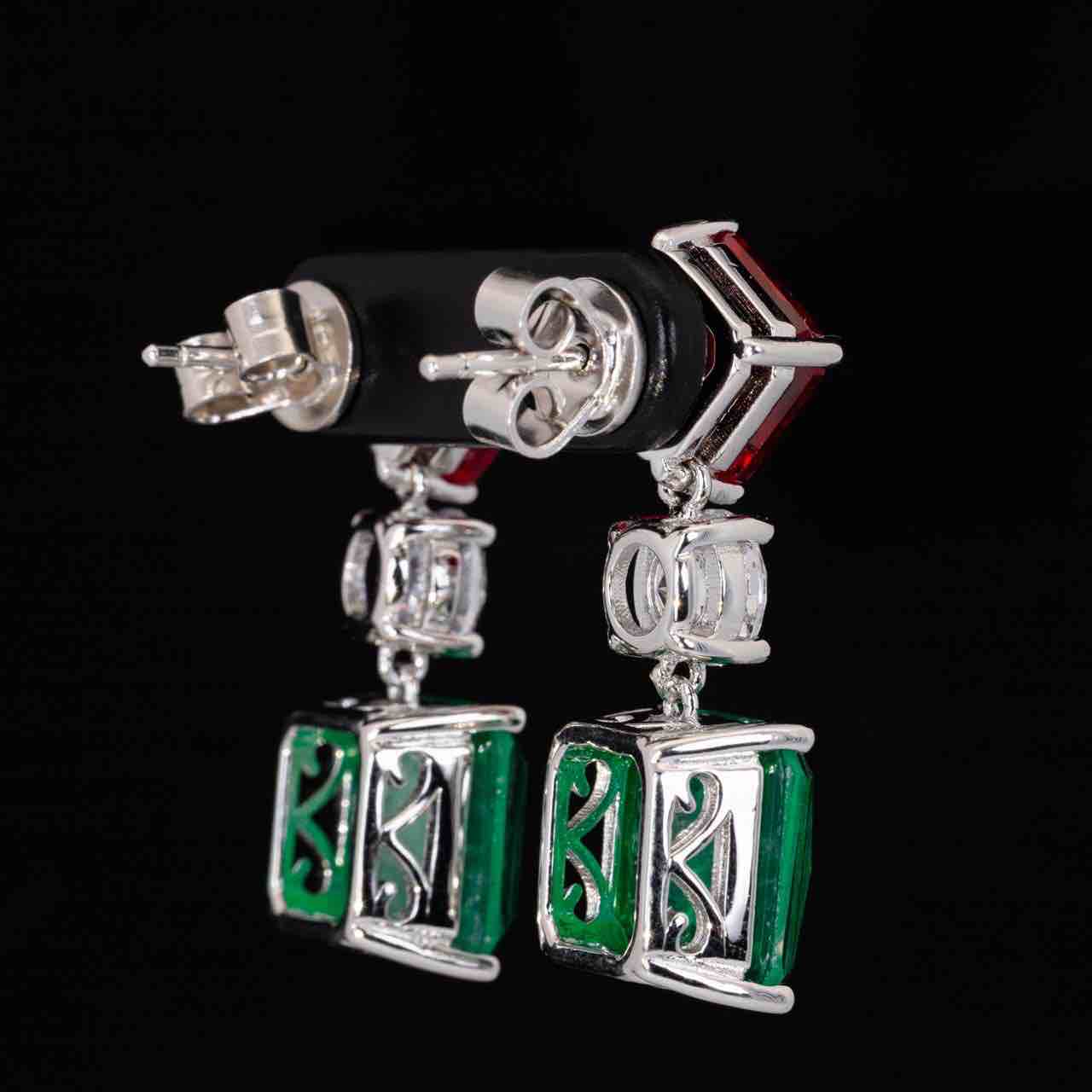 Omnia Salwa Red and Green Drop Earrings With High Quality Simulated Diamonds In 925 Silver