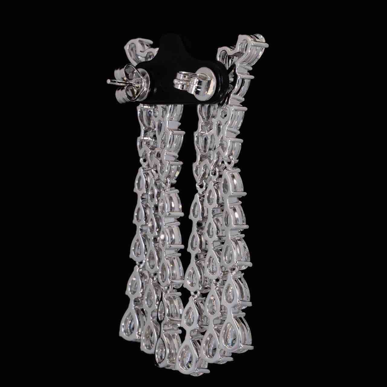 Omnia Enas White Drop Earrings With High Quality Simulated Diamonds In 925 Silver